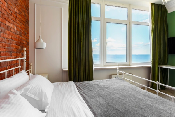 SuperB sea and city view apartment in Arcadia