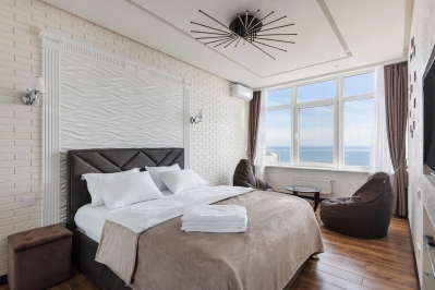 Front view apartment in Arcadia Odessa