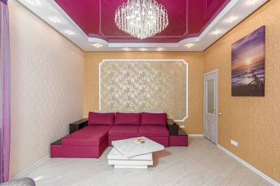 Спальня 12 м² - Величезний двоспальний диван