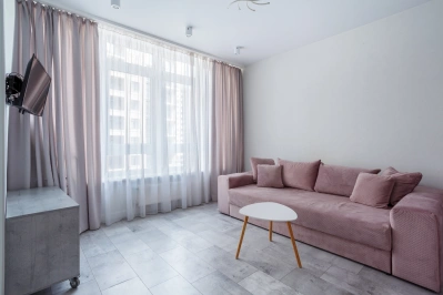 Кухня-студія 25 м² - Двоспальний диван