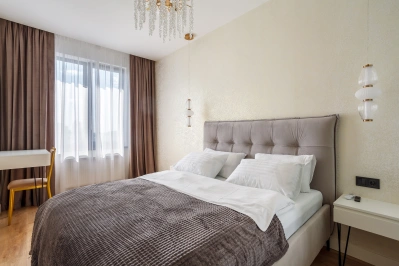 Квартира зі спальнею та великим ліжком в ЖК Родос, Одеса — оренда від власника 1