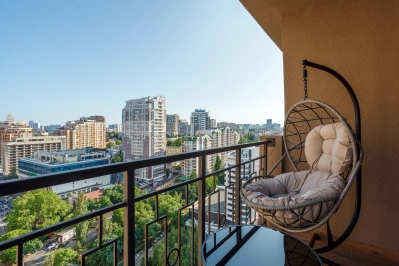 Apartment with Swing in Arcadia — Rodos Residence, Odessa 1