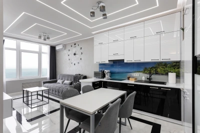 1 спальня і кухня з видом на море