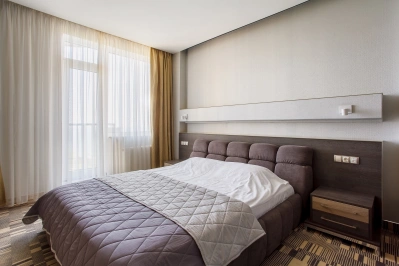 1 bedroom and living room