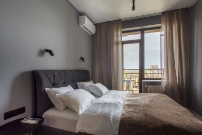 Studio with Balcony