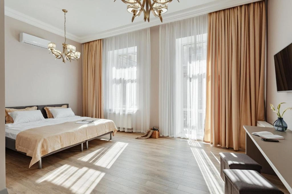 Apartment for a large family in the center of Odessa 1