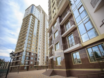 Rent flat in Eight Pearl Odessa