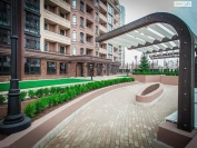 Short Tearm Elegia Park rental
